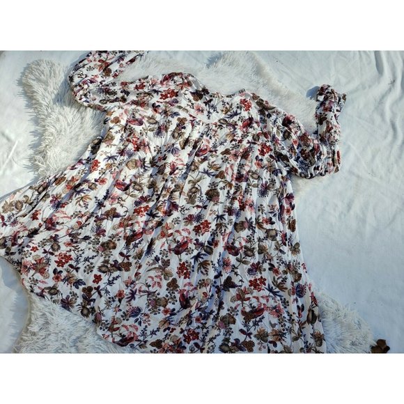 SOLD Umgee Tunic Top Floral Medium Keyhole Lightweight 3/4 Sleeves Spring - Picture 2 of 7